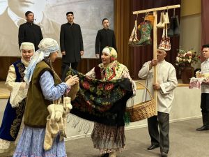 «Казан утлары» журналы редакциясе Азнакайның «Гөлстан» әдәби берләшмәсе вәкилләре белән очрашты