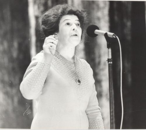 Шагыйрь булып туган